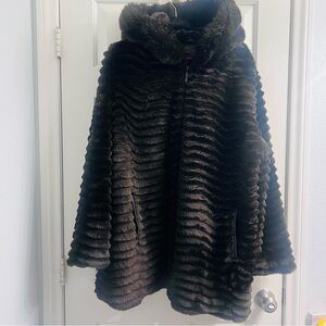 Soft Cozy Gallery Woman Brown Faux Fur Hooded Coat – Glam Core